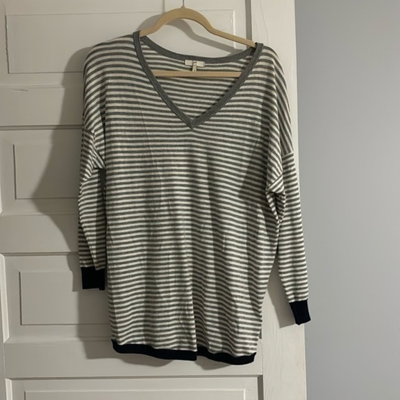 Joie Wool Blend Sweater - Picture 1 of 4